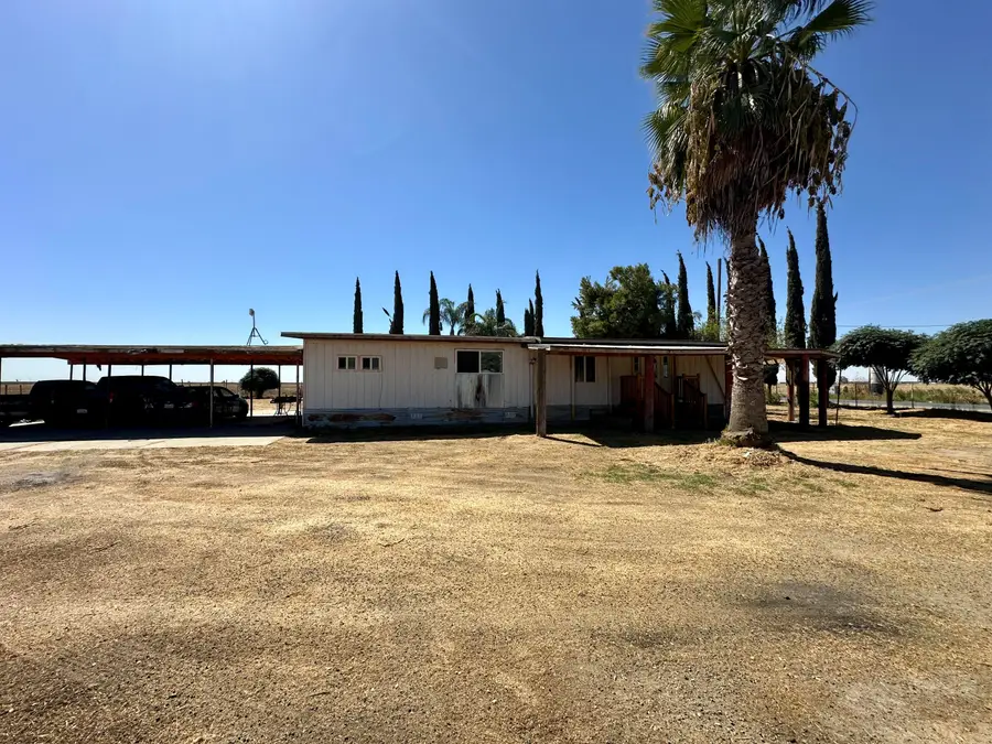 1748 Schott Road, Earlimart, CA 93219 - #3