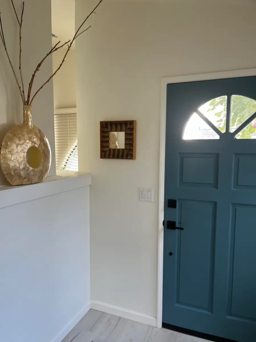 1402 E Vassar Drive, Visalia, CA 93292 - #2