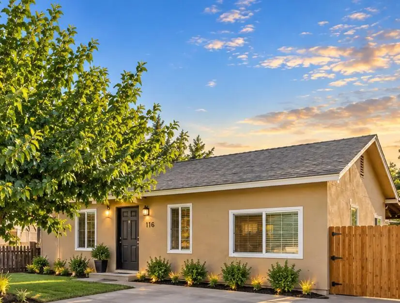 116 S West Street, Tulare, CA 93274 - #1