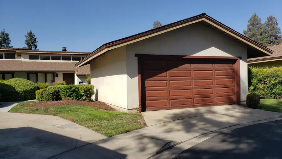 5411 W Judy Avenue, Visalia, CA 93277 - #2