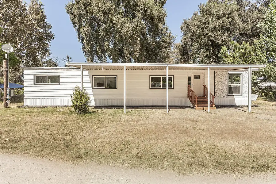 17604 E Kings Canyon Road #25, Sanger, CA 93657 - #2