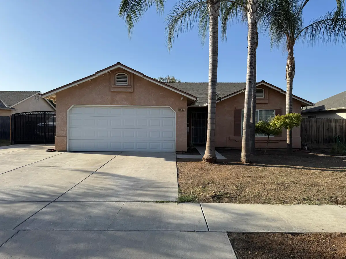 1623 Hudson Avenue, Tulare, CA 93274 - #1