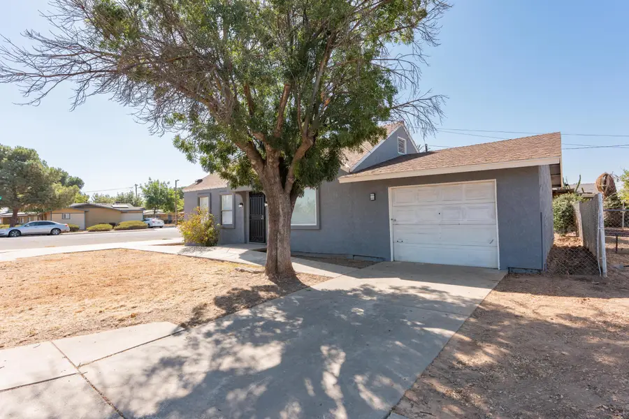 811 I Street, Orange Cove, CA 93646 - #3