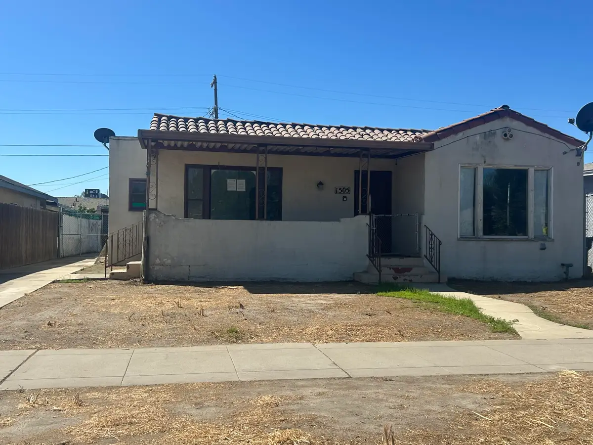 1505 Hall Avenue, Corcoran, CA 93212 - #1