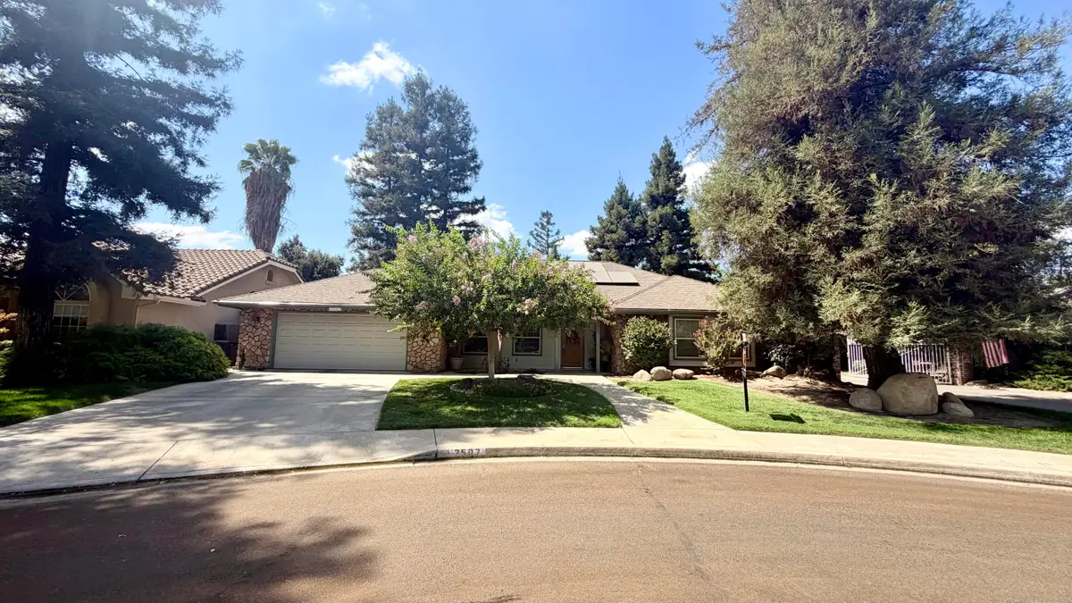 2507 S Tracy Street, Visalia, CA 93292 - #1