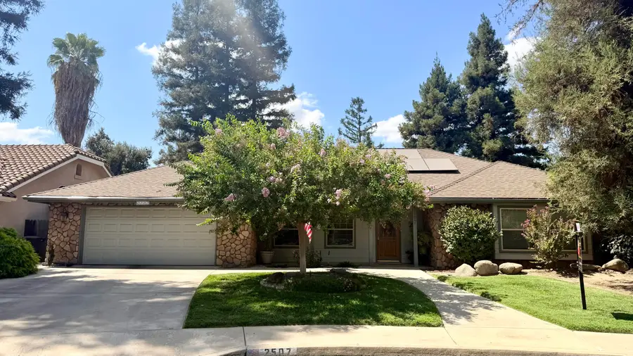 2507 S Tracy Street, Visalia, CA 93292 - #2