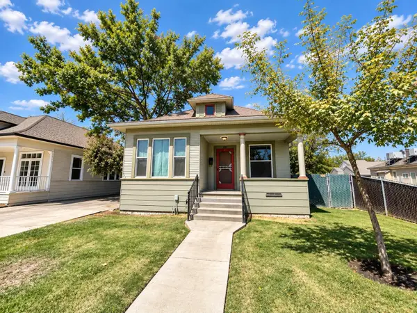 110 W Myrtle Street, Hanford, CA 93230