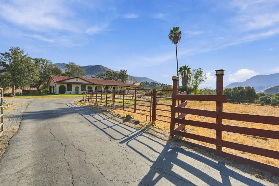 40718 Old Three Rivers Road, Three Rivers, CA 93271 - #3