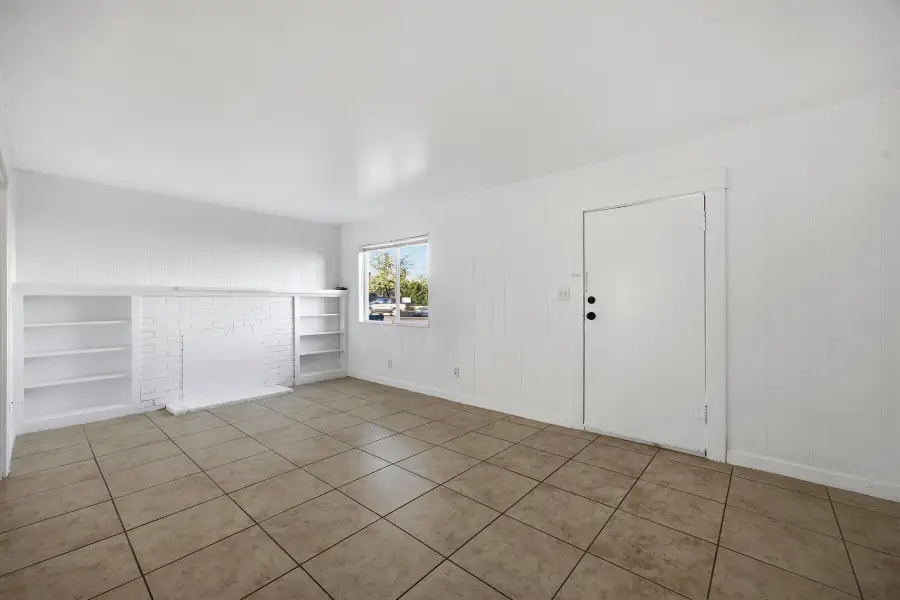 220 S O Street, Tulare, CA 93274 - #3