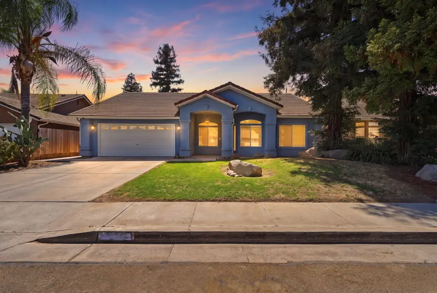 4029 E Meadow Avenue, Visalia, CA 93292 - #2