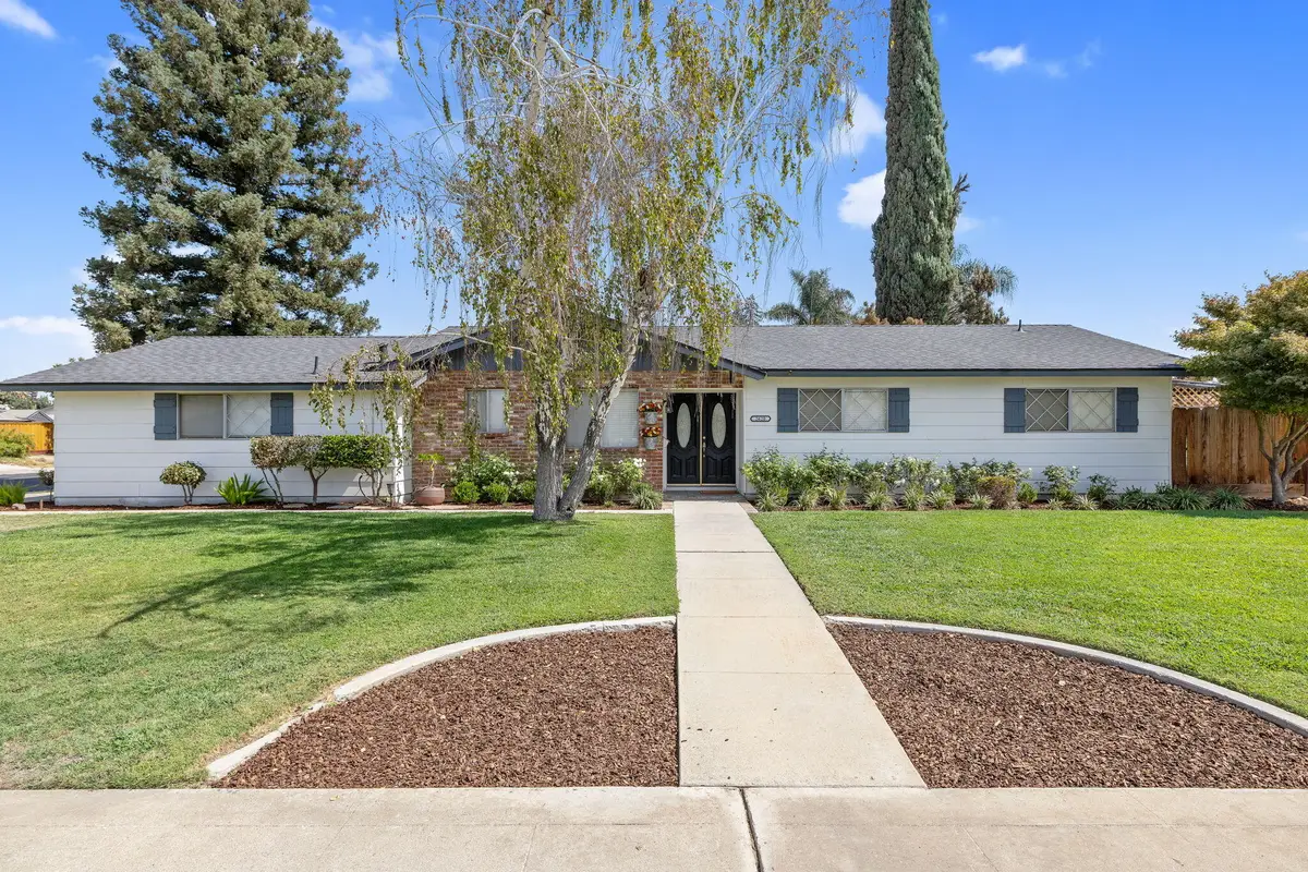 2620 S Divisadero Street, Visalia, CA 93277 - #1