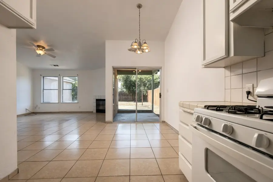 2447 N Michael Street, Visalia, CA 93292 - #3