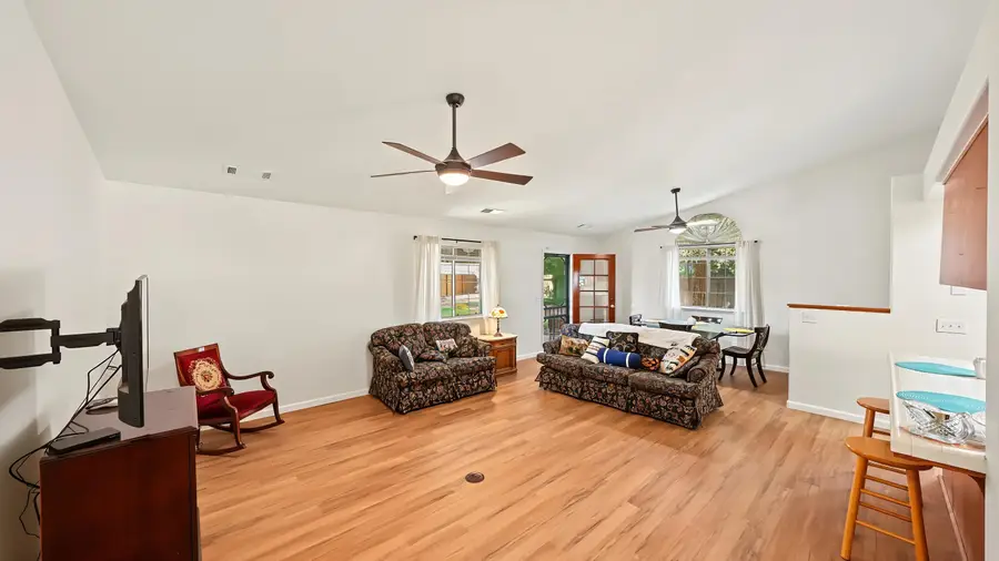 3611 E Center Court, Visalia, CA 93292 - #2