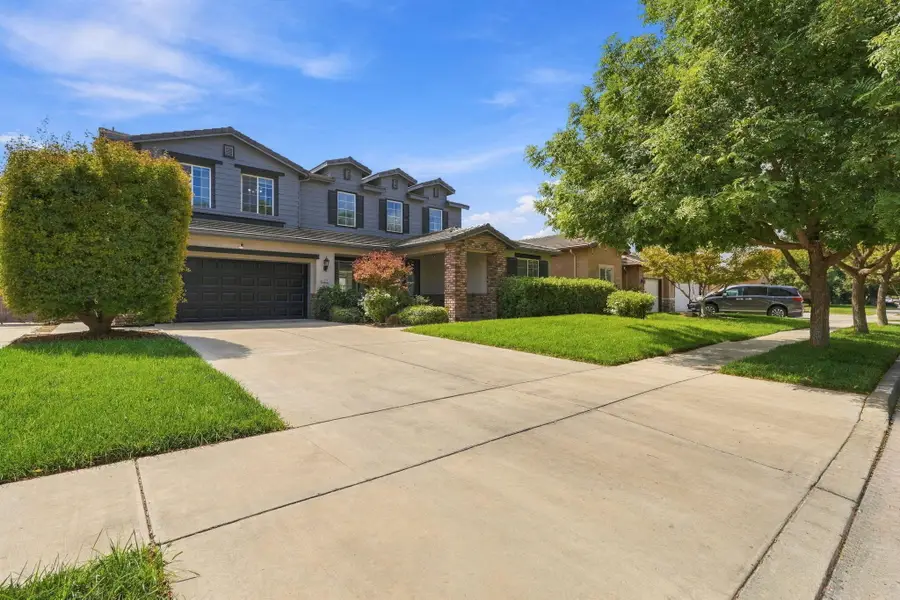 4217 W Elowin Court, Visalia, CA 93291 - #3