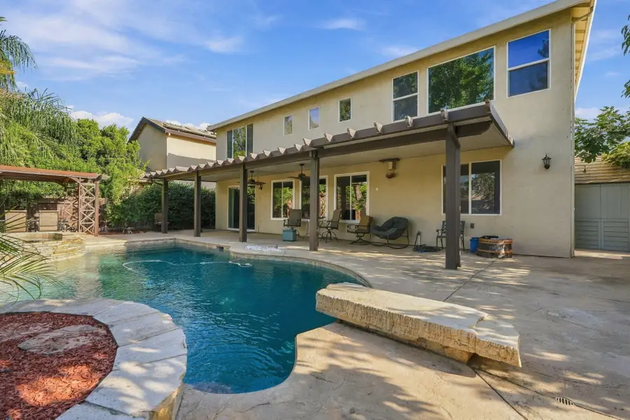 3138 W Ceres Court, Visalia, CA 93291 - #3