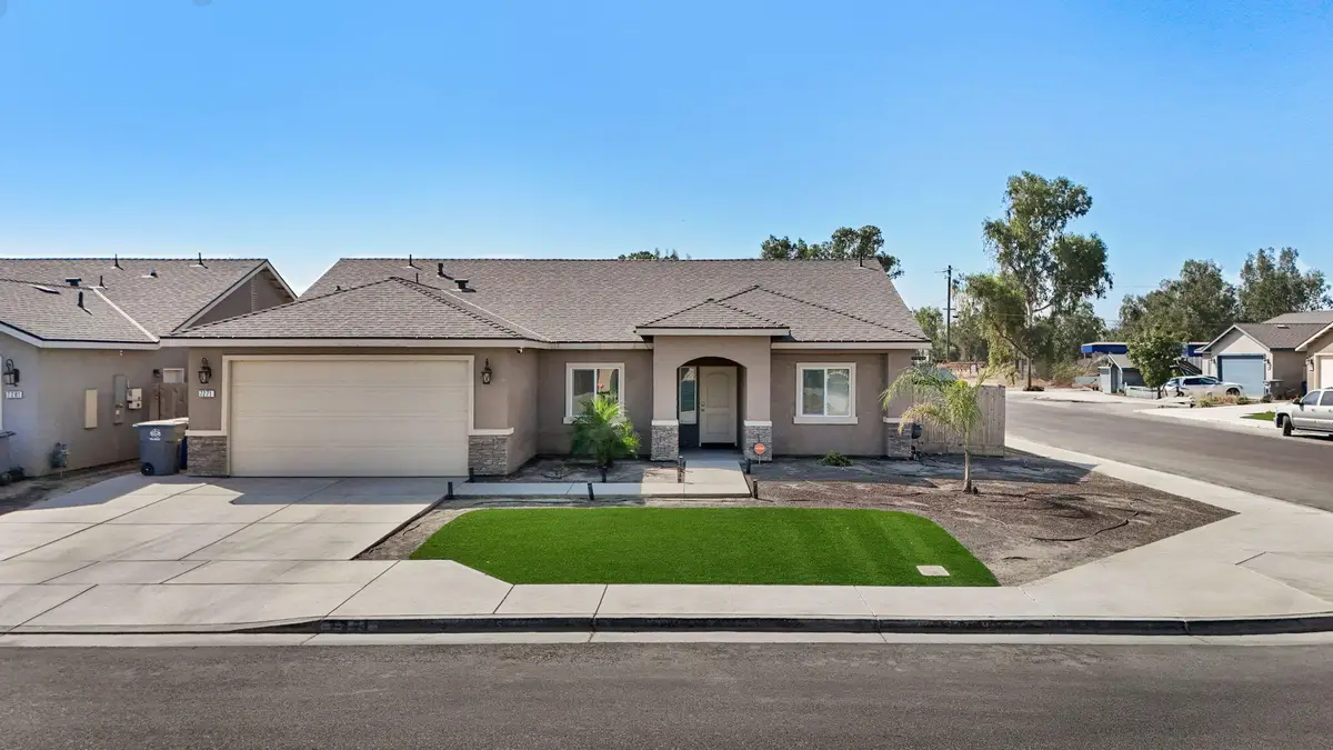 7271 Woodbine Avenue, Visalia, CA 93291 - #1