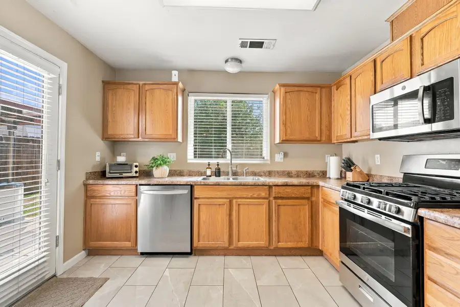 254 Gemini, Tulare, CA 93274 - #3