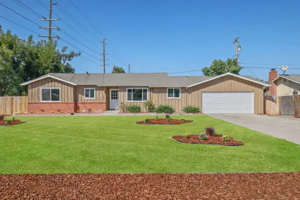 332 W Walnut Avenue, Visalia, CA 93277