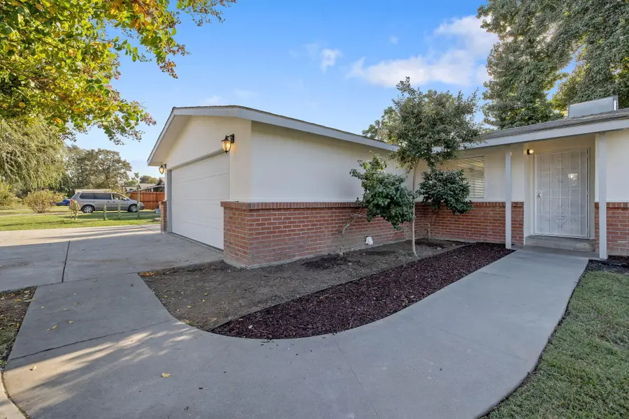 151 N C Street, Tulare, CA 93274 - #3