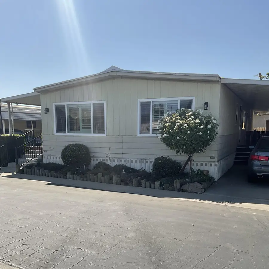 1255 W Grangeville Boulevard #13, Hanford, CA 93230 - #2