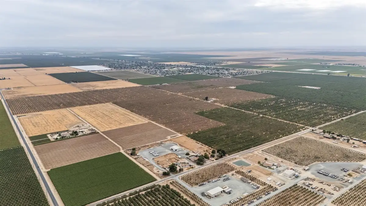 1 Dietz Dietz Road, Earlimart, CA 93219 - #1