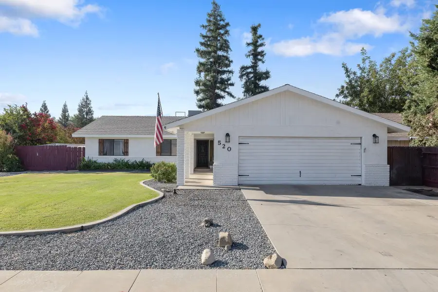 520 Crane Avenue, Exeter, CA 93221 - #2
