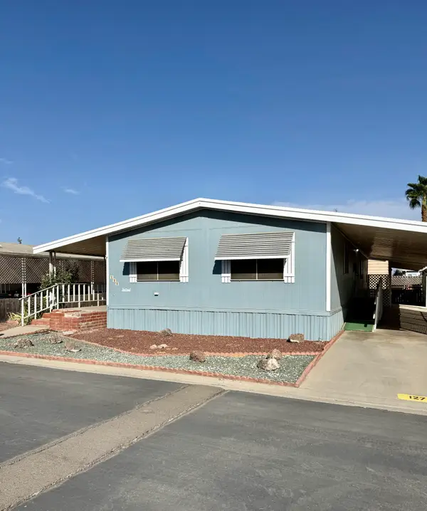 2627 W Midvalley Avenue #127, Visalia, CA 93277