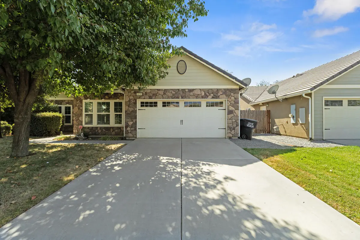 4039 W Buena Vista Avenue, Visalia, CA 93291 - #1