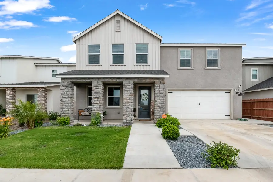 119 NE Riverway Drive, Visalia, CA 93291 - #3