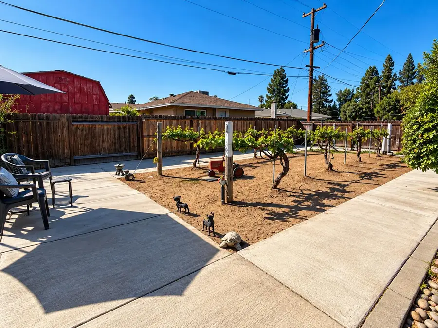 1234 Karen Avenue, Clovis, CA 93612 - #3