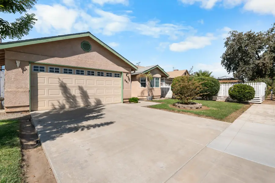 561 S Santa Clara Street, Tulare, CA 93274 - #3