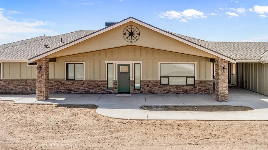 2151 S Prospect Street, Porterville, CA 93257 - #2