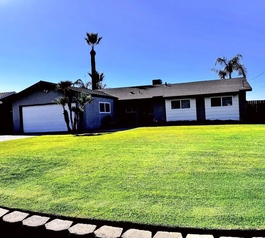 1541 E Olive Avenue, Porterville, CA 93257 - #2