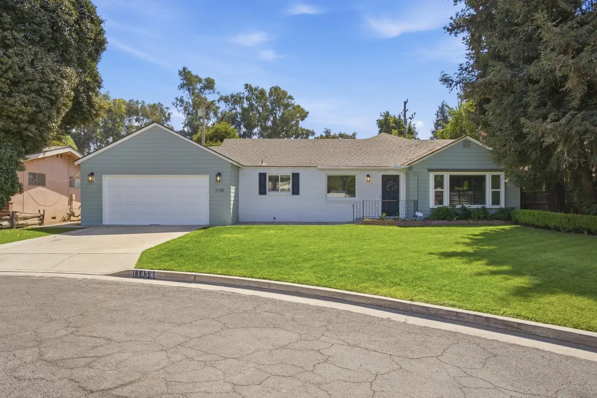 1143 W Howard Avenue, Visalia, CA 93277 - #1