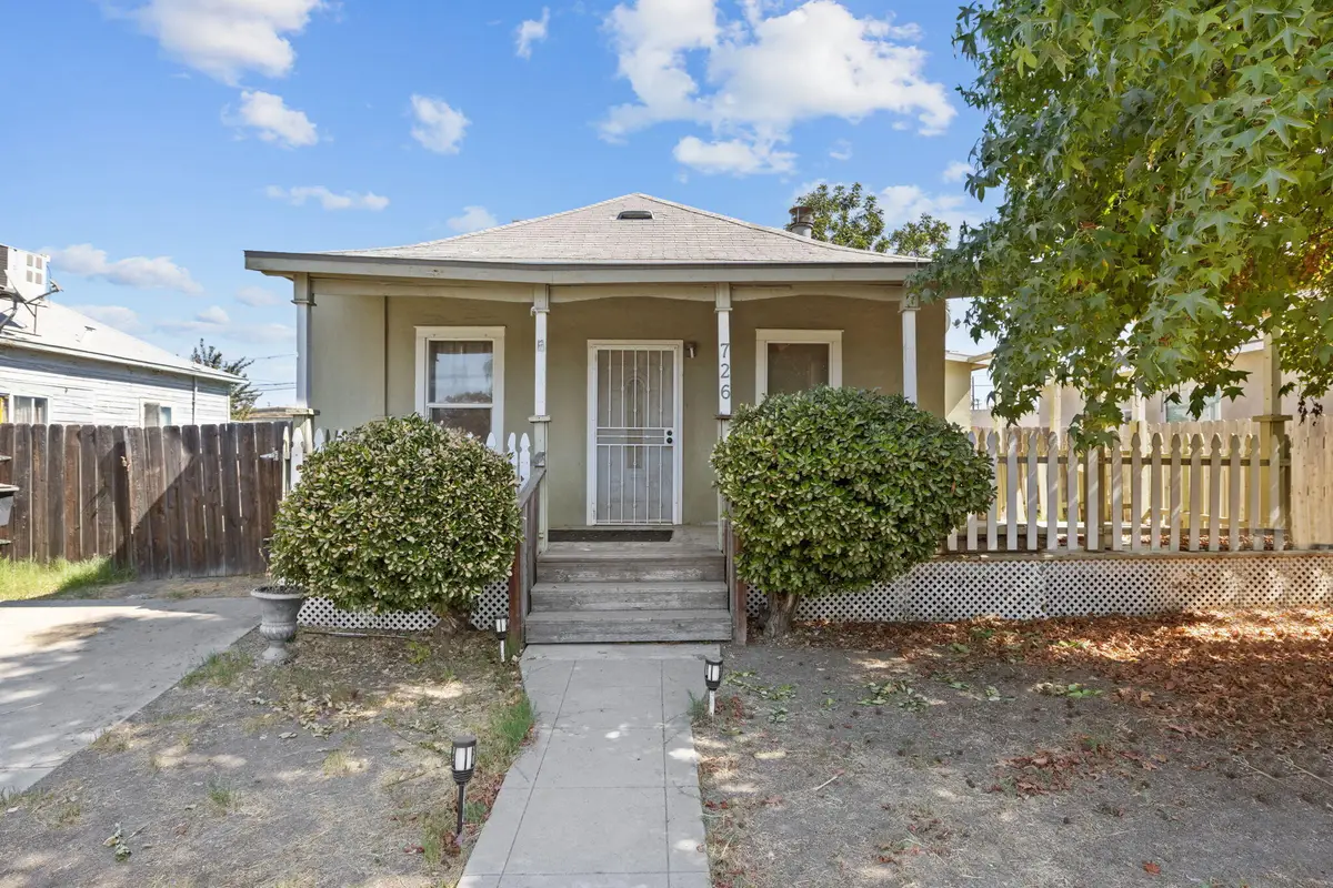 726 S Garden Street, Visalia, CA 93277 - #1