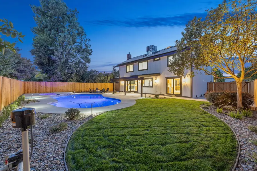 4121 W Grove Court, Visalia, CA 93291 - #3