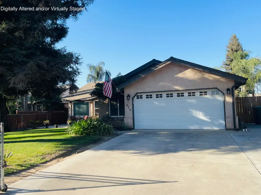 314 W Greg Street, Farmersville, CA 93223 - #2