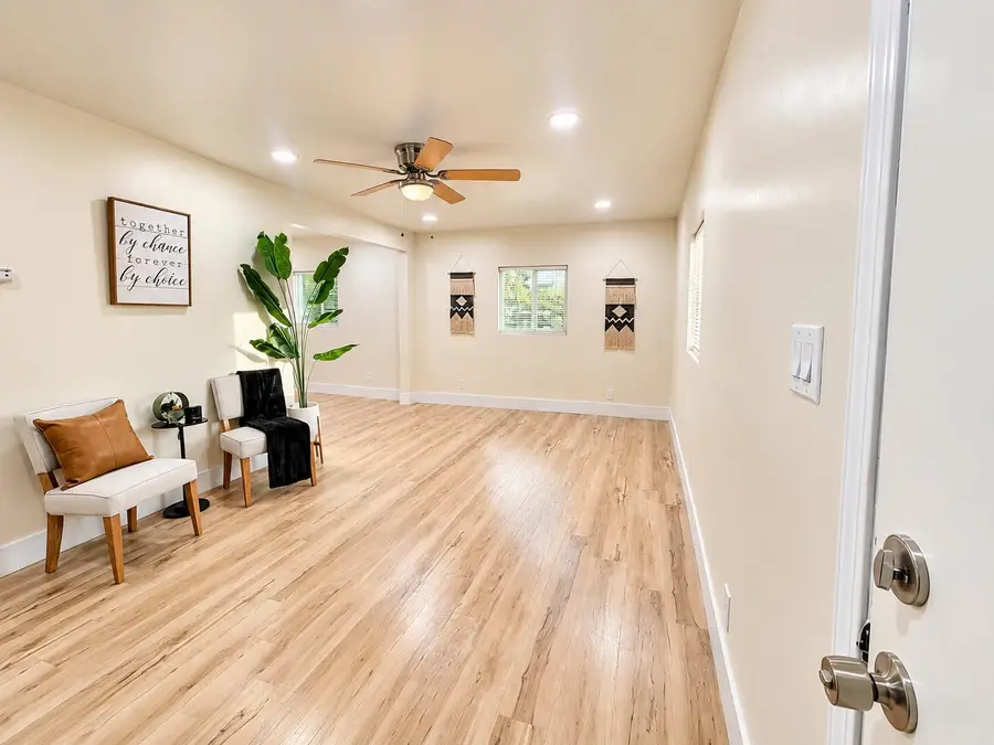 602 Dover Place, Delano, CA 93215 - #3
