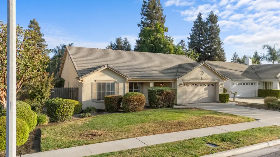 4324 W Concord Avenue, Visalia, CA 93277 - #3