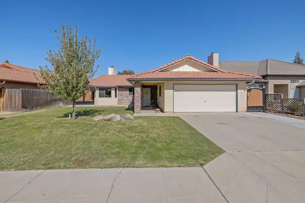 2152 E Jon Drive, Fresno, CA 93720
