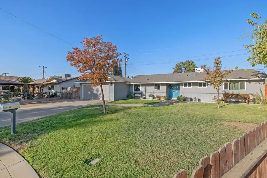 1447 S Thomas Street, Visalia, CA 93292 - #3