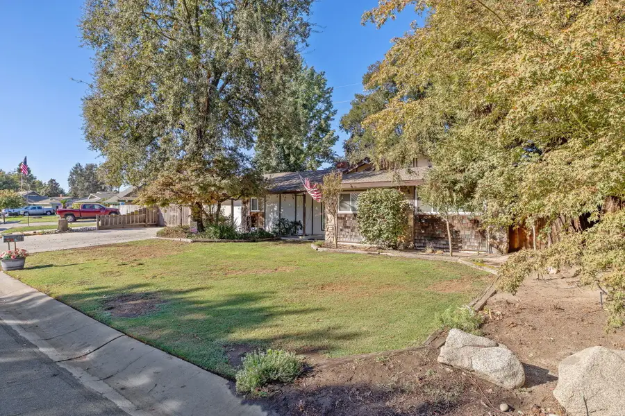 31031 Tower Road, Visalia, CA 93292 - #2