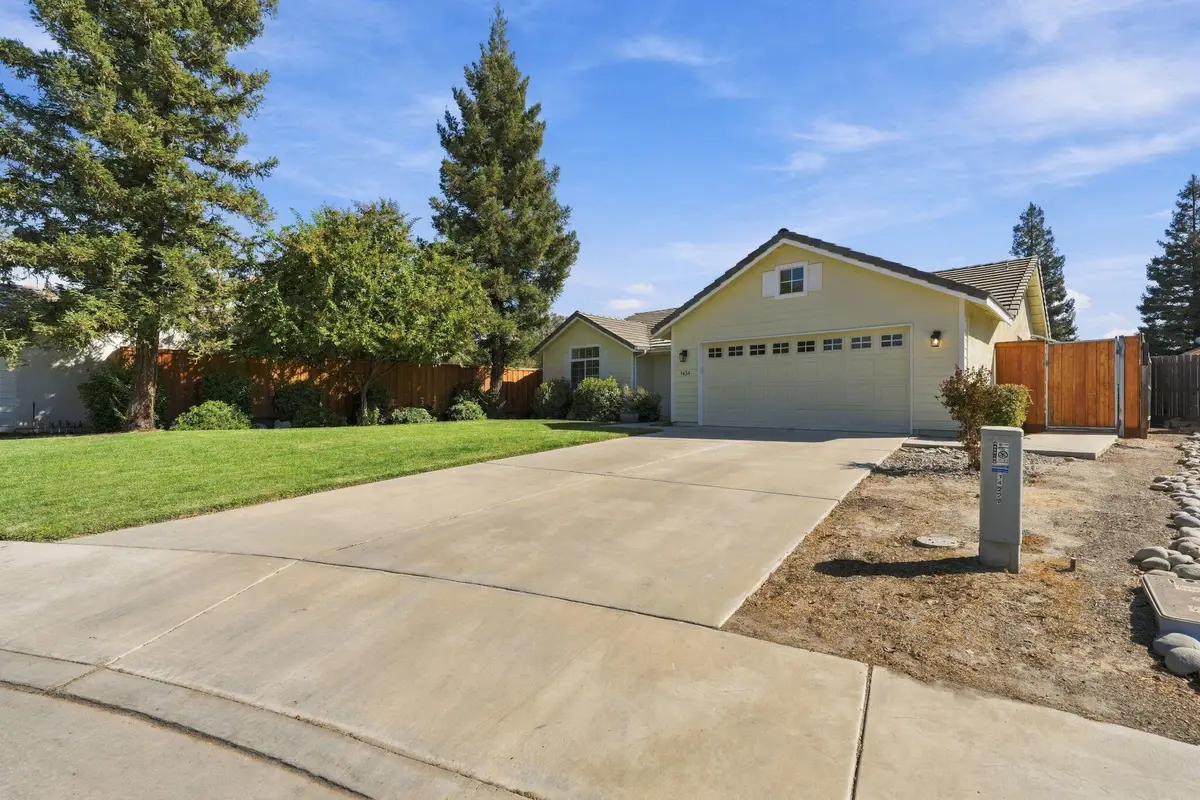 1434 N Verde Vista Court, Visalia, CA 93291 - #1