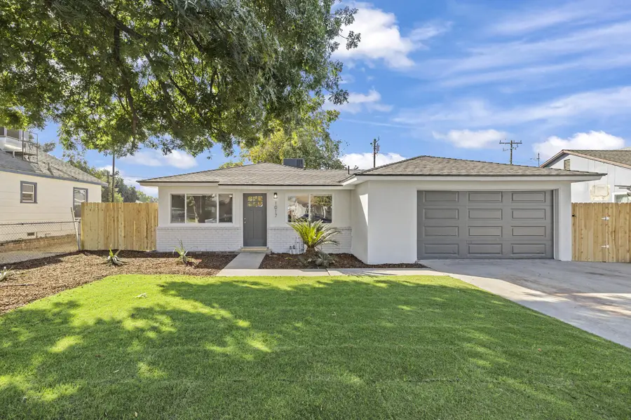 1017 N Jacob Street, Visalia, CA 93291 - #3