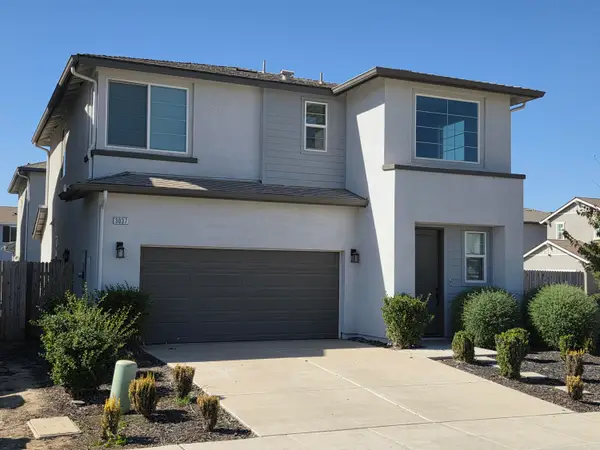 3037 N Sowell Street, Visalia, CA 93291