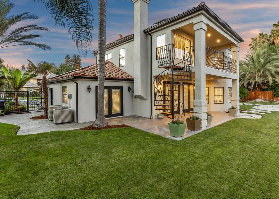 5721 W Prospect Avenue, Visalia, CA 93291 - #3