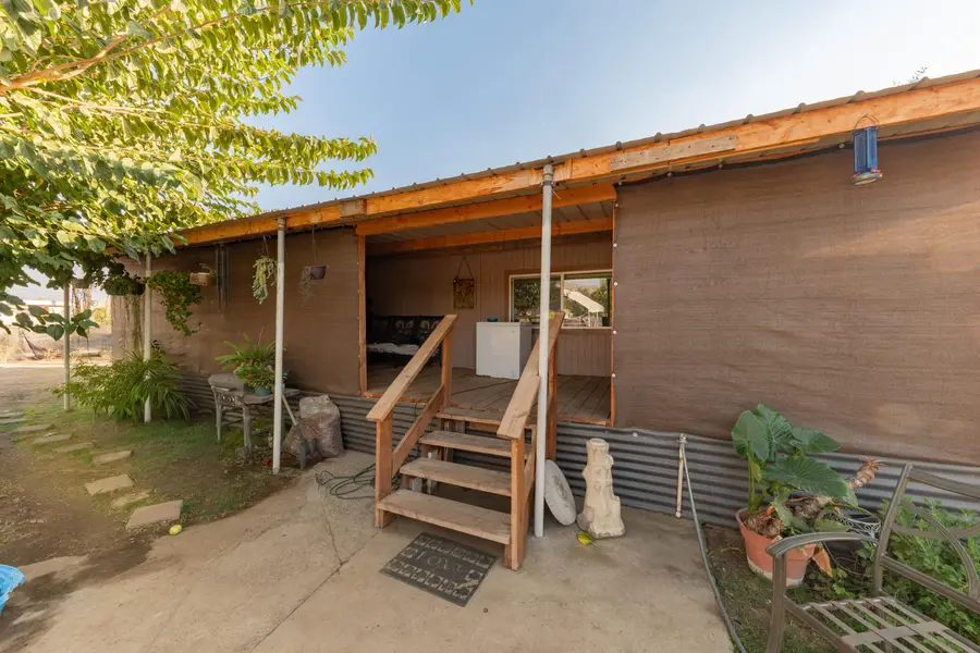 27298 Avenue 146 #B, Porterville, CA 93257 - #2