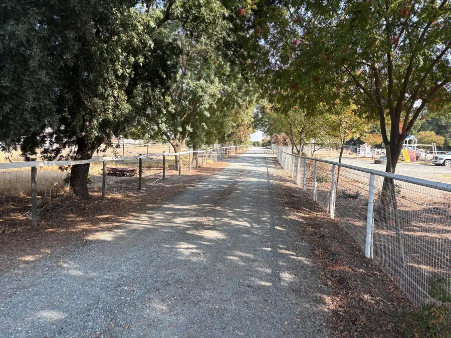 11543 #c Road 248, Porterville, CA 93257 - #2