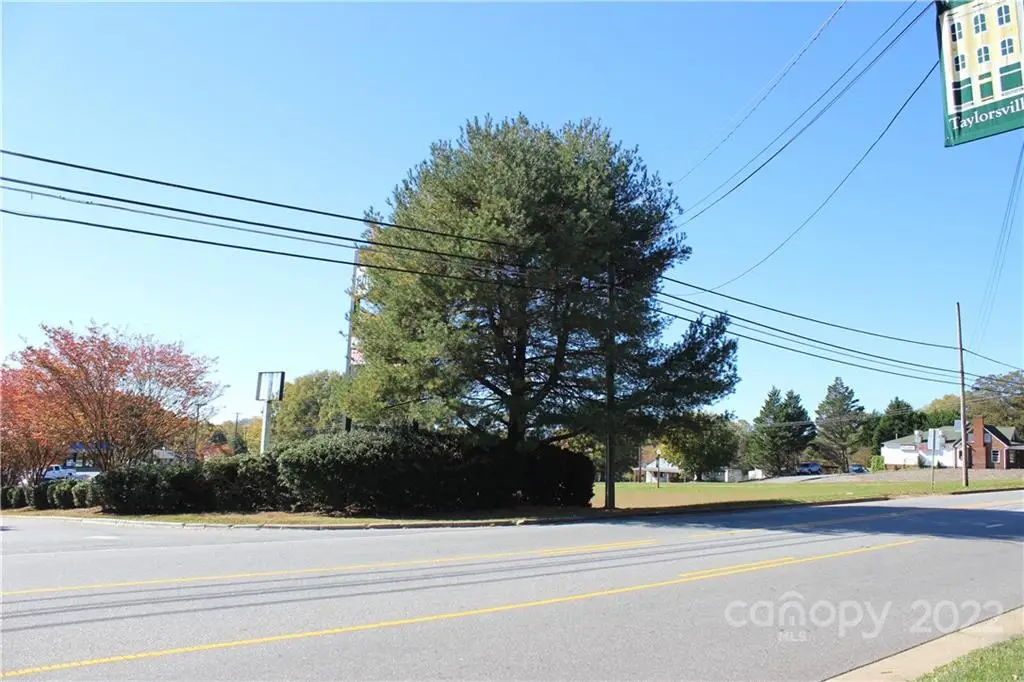 9B & 9C Main Avenue W, Taylorsville, NC 28681 - Image #1