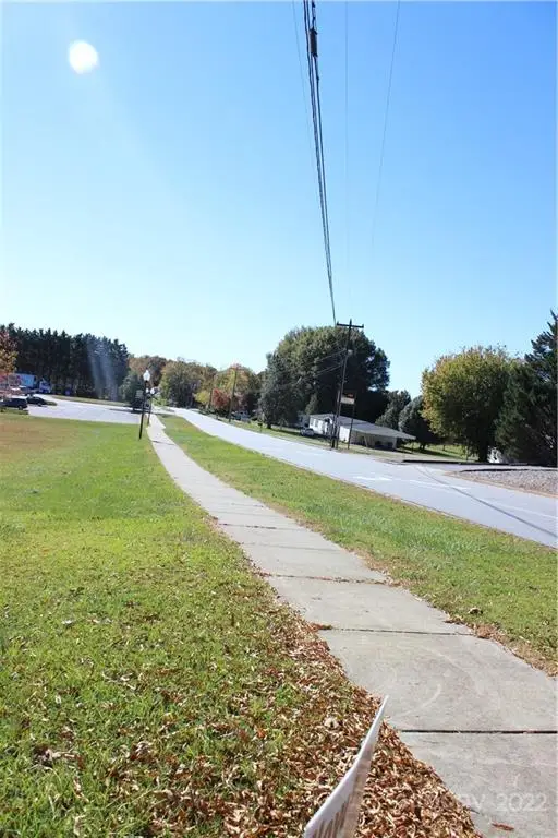 9B & 9C Main Avenue W, Taylorsville, NC 28681 - Image #3